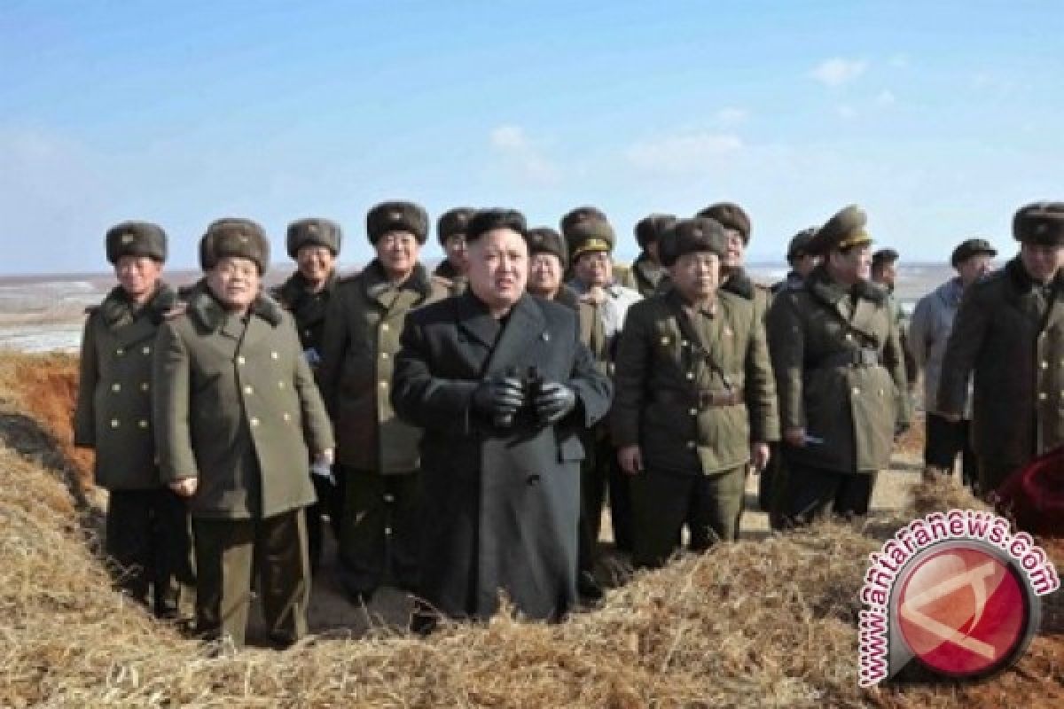 Kim Jong Un Pantau Latihan Perang