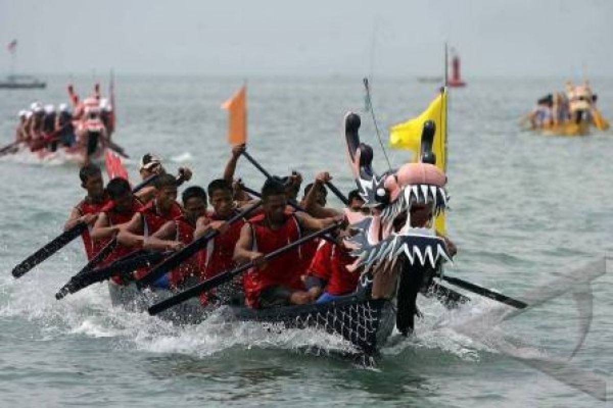 42 Tim Ikuti Kejurnas Perahu Naga di Cilacap