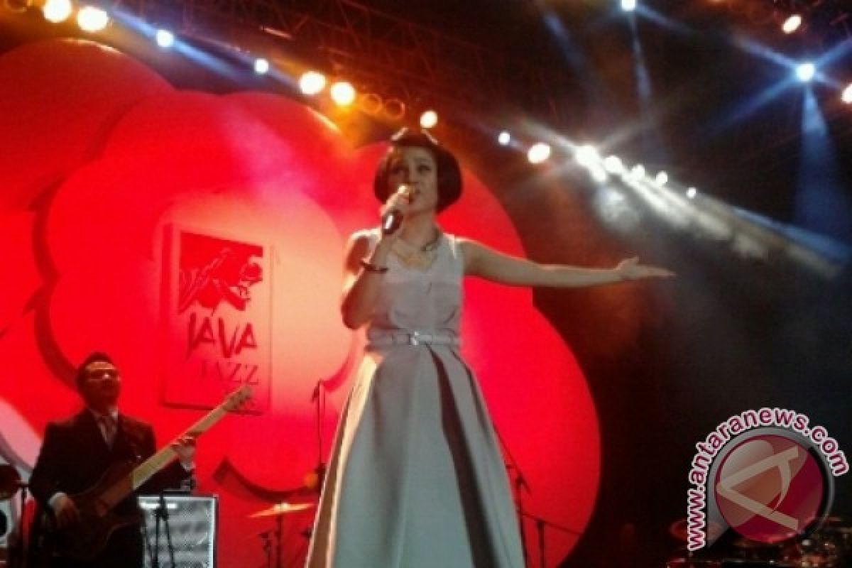 Andien luncurkan album "Let it Be My Way"