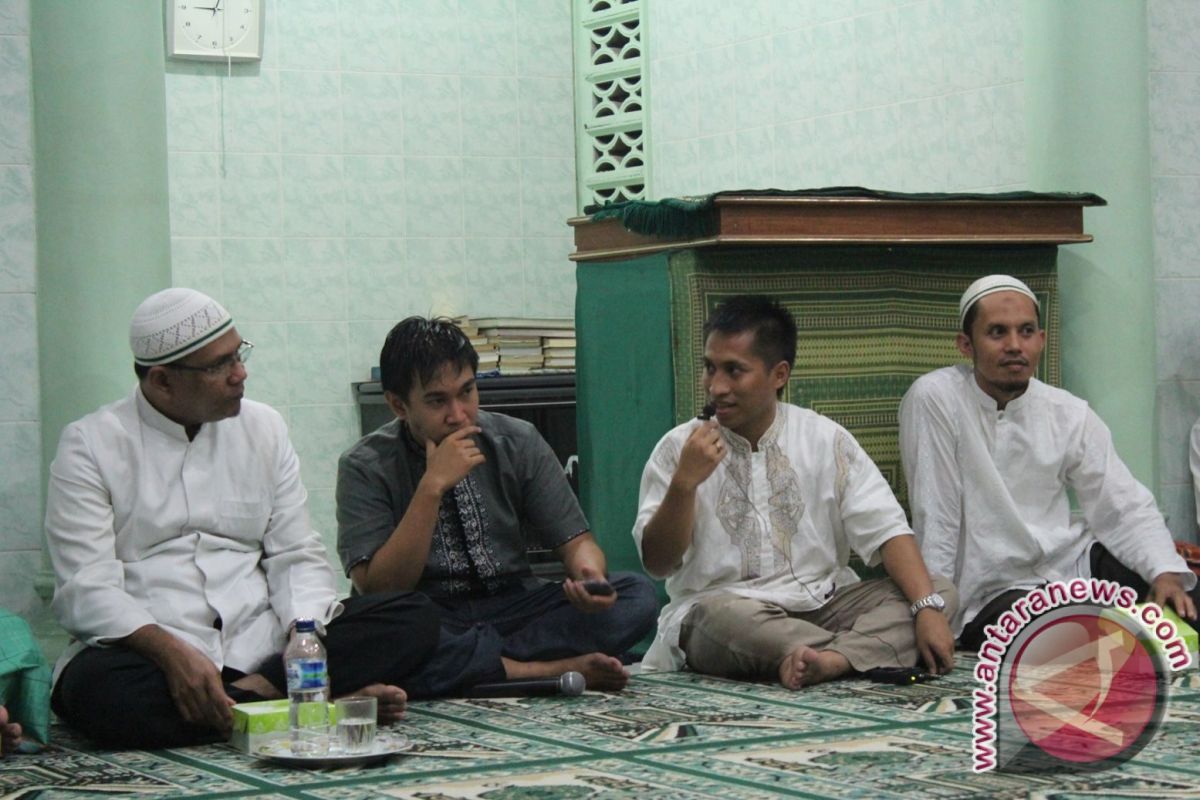 LKMI HMI Cabang Manado laksanakan dialog islami