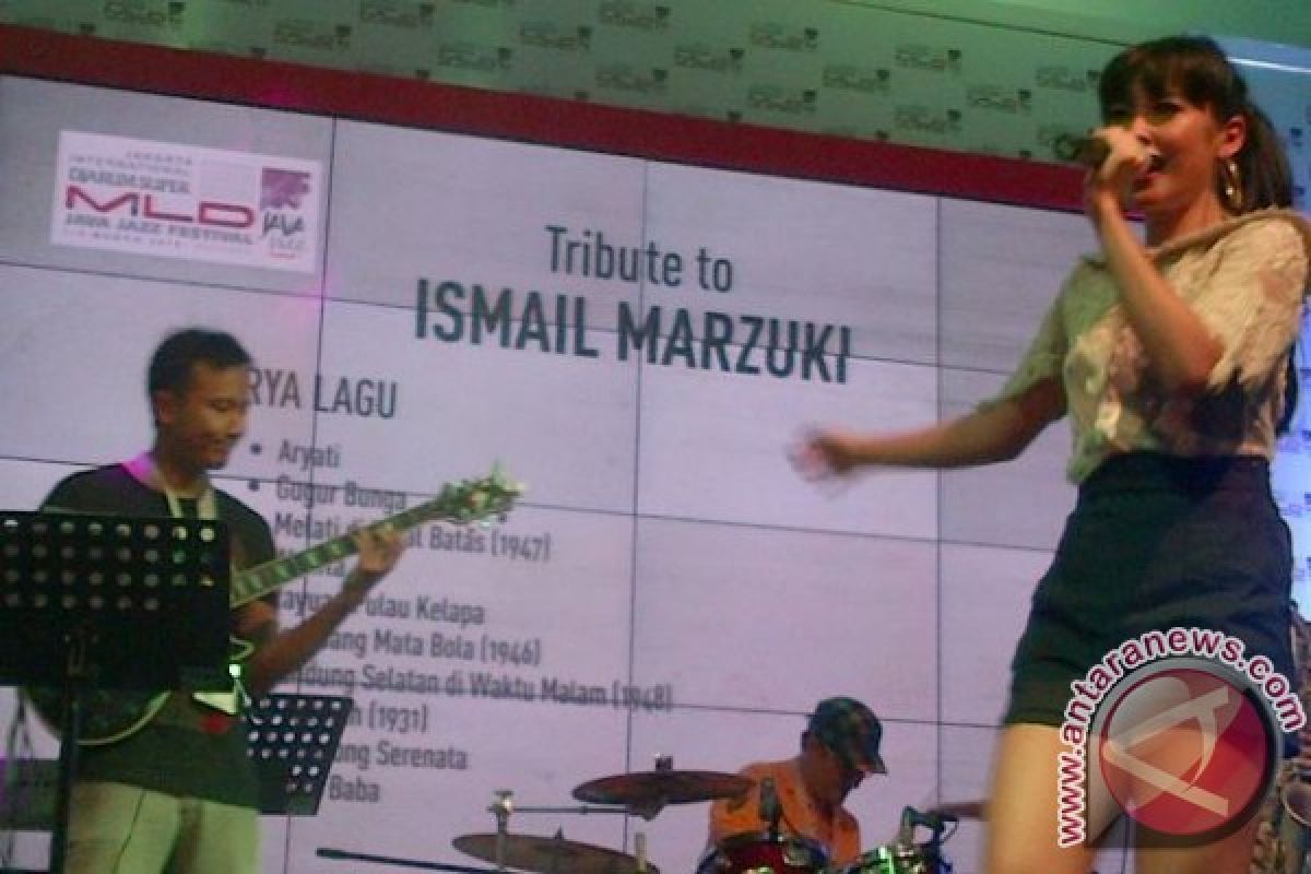 "Sepasang Mata Bola" mengalun di Java Jazz 