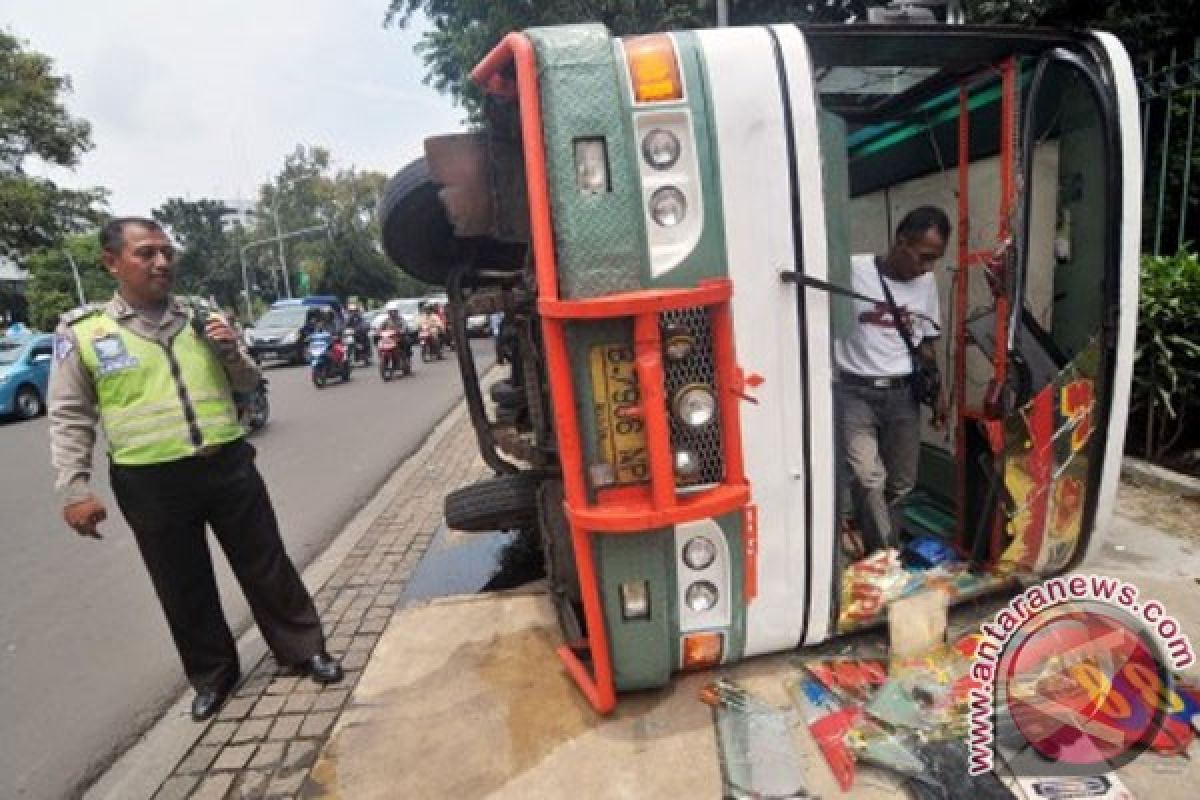 Polisi buru sopir Kopaja terlibat kecelakaan maut