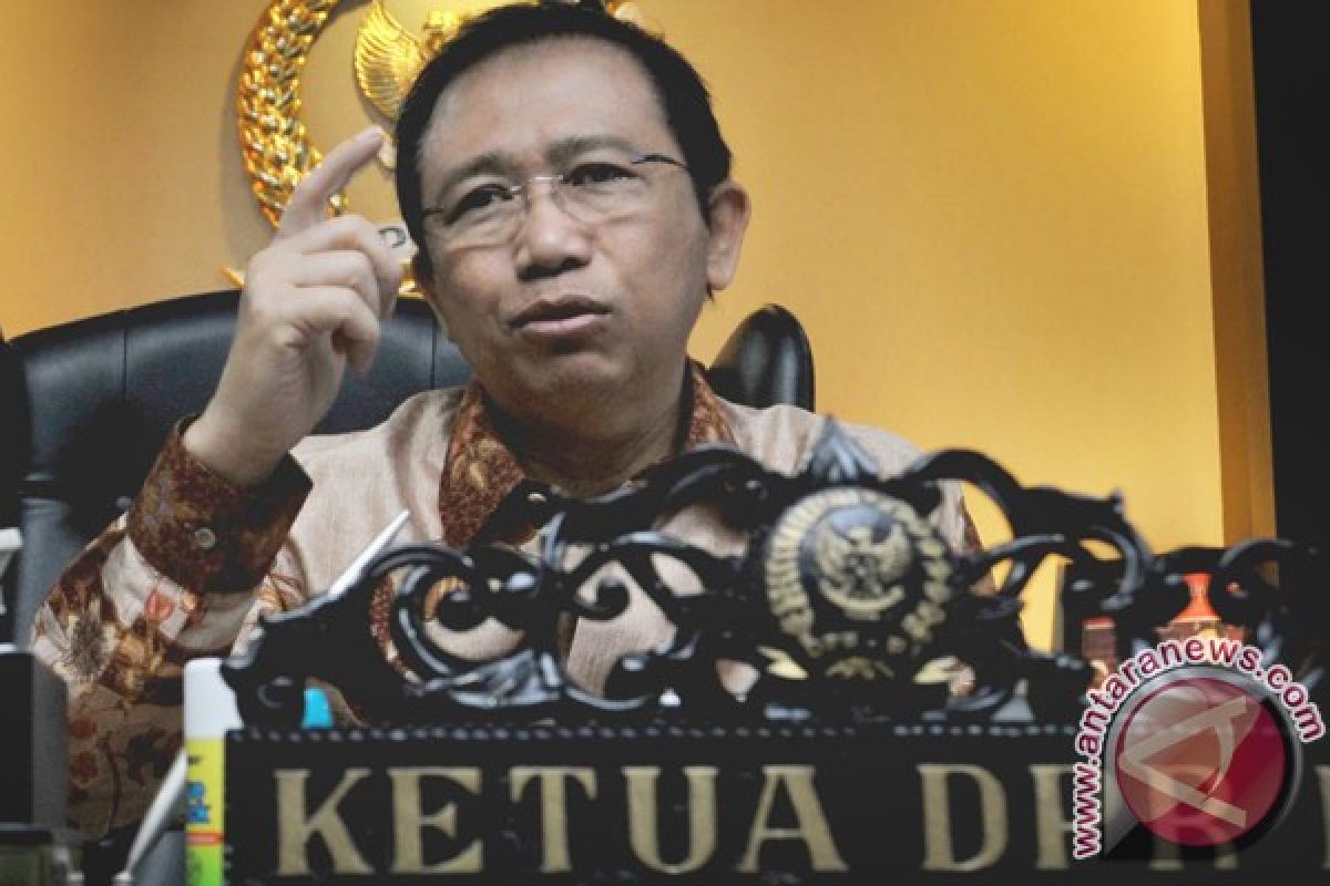 Marzuki Alie criticizes Democrat convention committee works