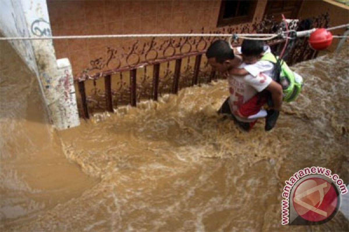 Kabel utilitas sebabkan banjir Jakarta