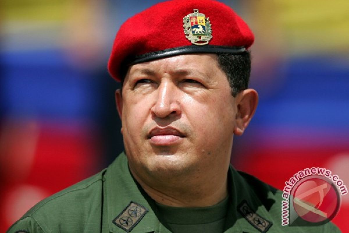 Chavez loyalists feel big `void` at his voting station