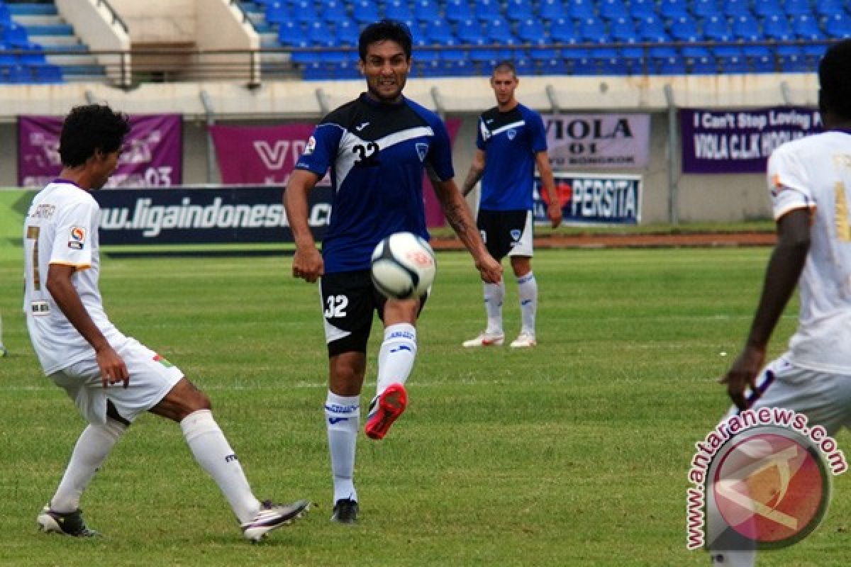 Persita kalahkan Pelita Bandung Raya 1-0