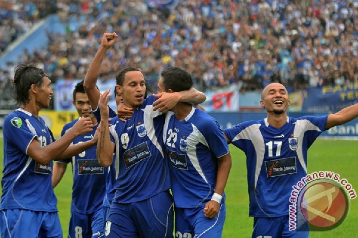 PSIS tundukkan PSIM Yogyakarta 5-0