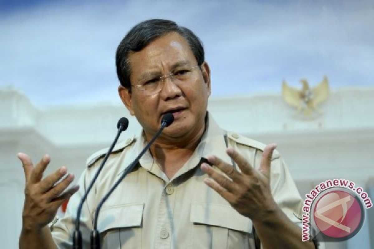 President Yudhoyono receives Prabowo Subianto