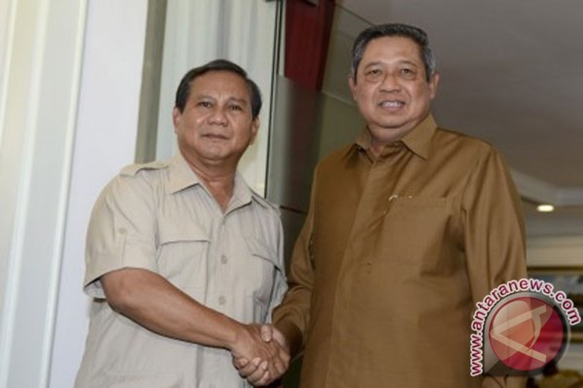 Yudhoyono, Prabowo`s meeting  benefits both