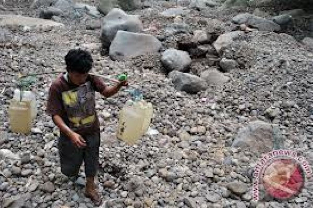 Ribuan Warga Sawahlunto Alami Krisis Air Bersih
