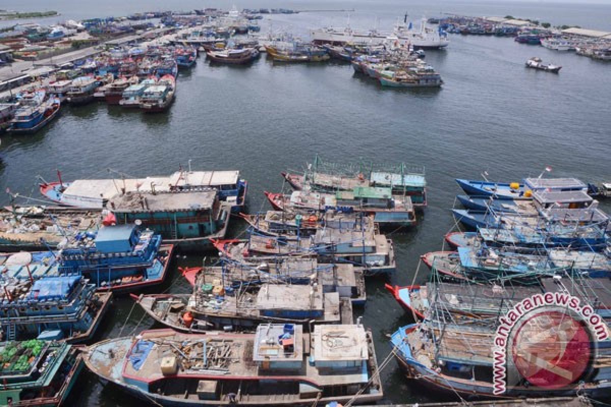 Komisi V: transportasi laut Indonesia terpuruk