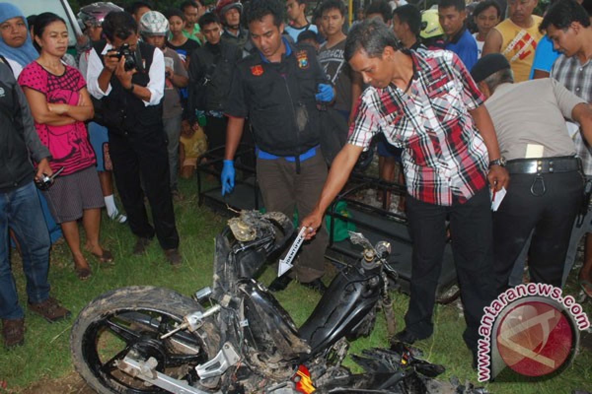 Anggota Polsek Pancoran tewas tertabrak kereta