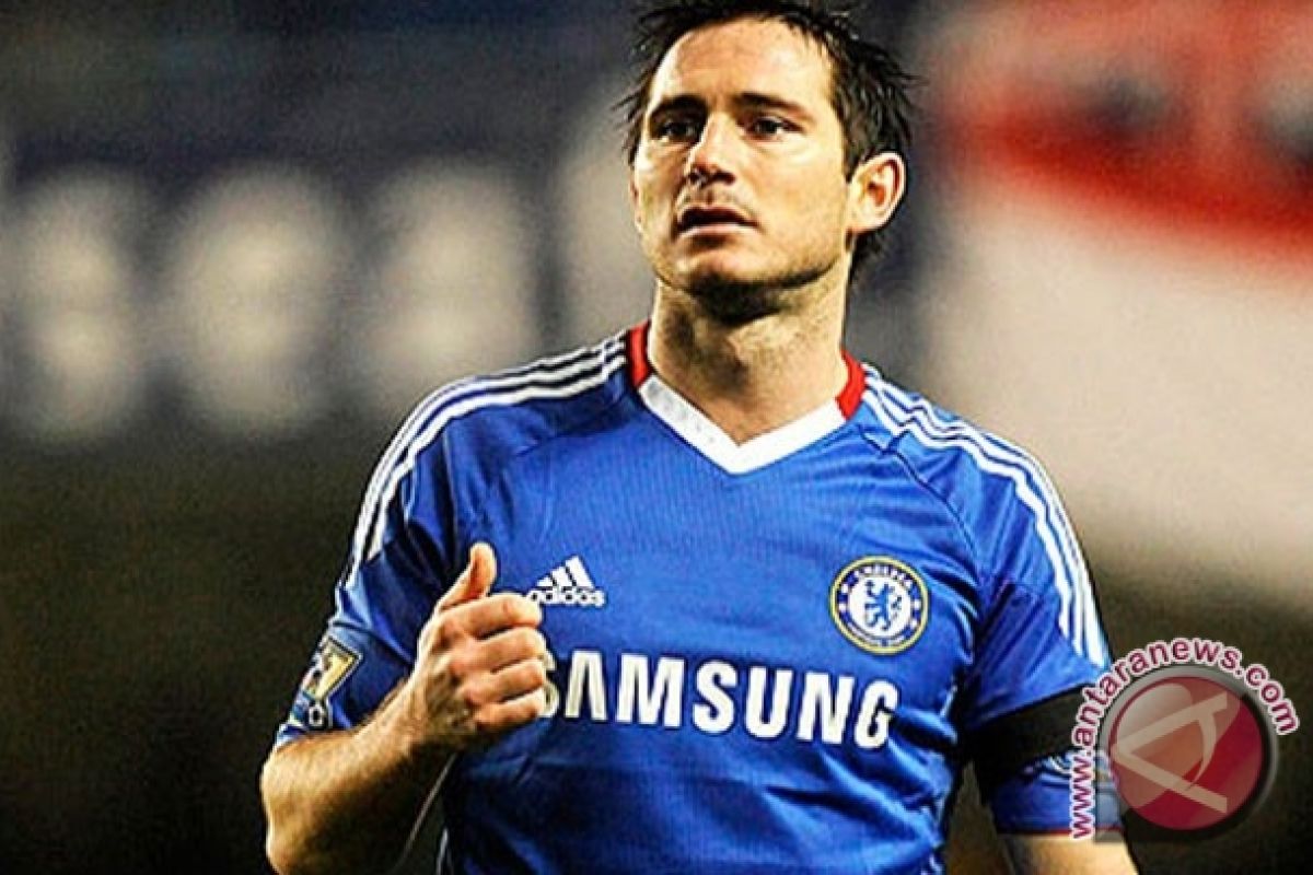 Frank Lampard Di Mata John Terry