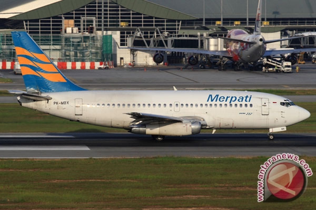 Merpati tergelincir di bandara El Tari Kupang