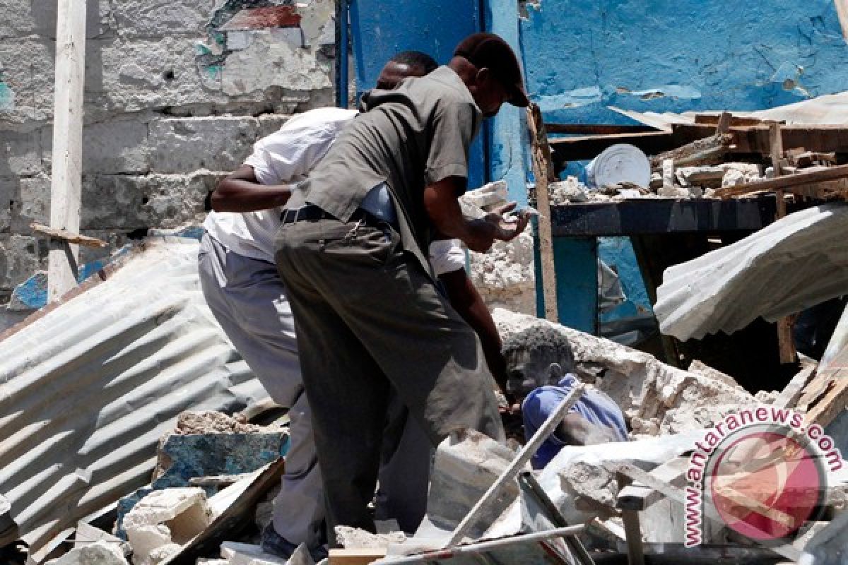 11 tewas dalam tiga ledakan bom hotel di Mogadishu