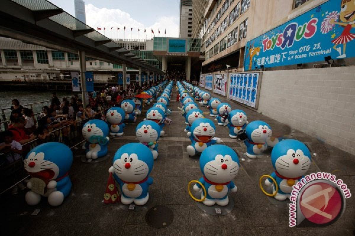 Seratus Boneka Doraemon Sambut Pengunjung di Hakone