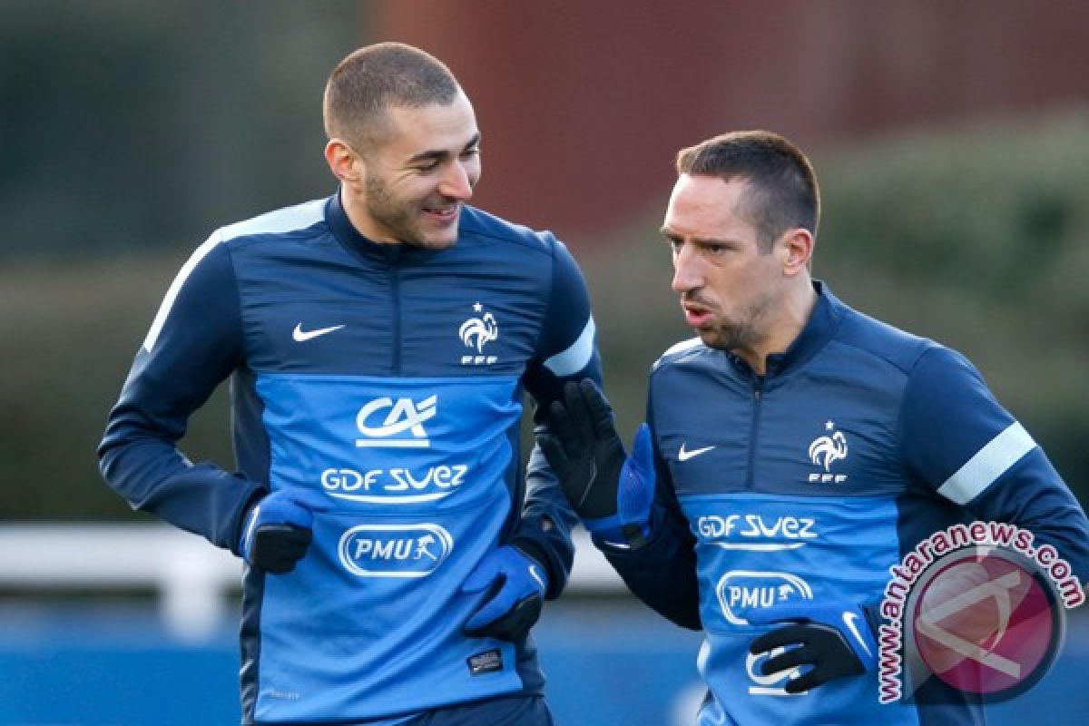 Prancis akan main santai, Benzema gugup