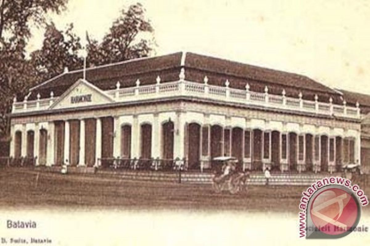 Kisah Gedung Sekretariat Negara