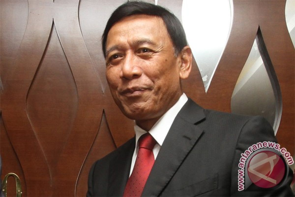 Wiranto berhentikan Bambang W Soeharto