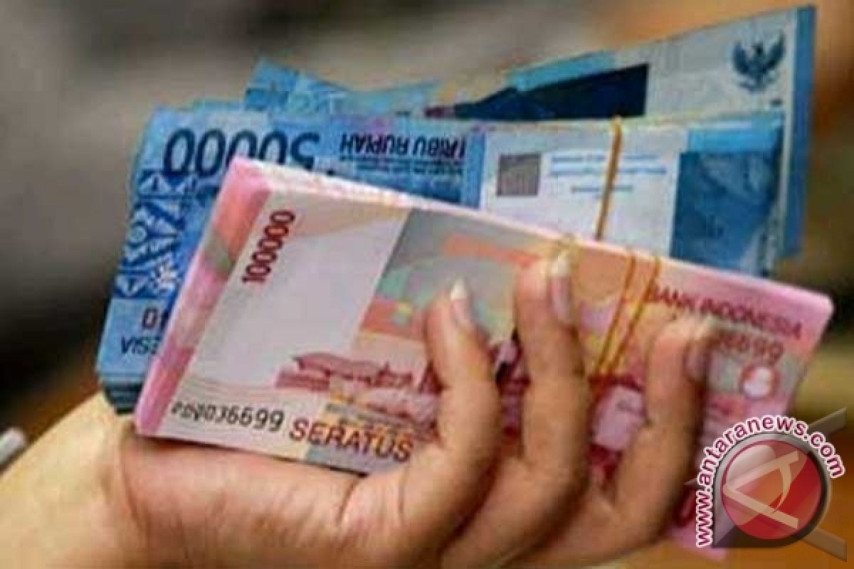 Nilai tukar rupiah menguat dengan 3 poin