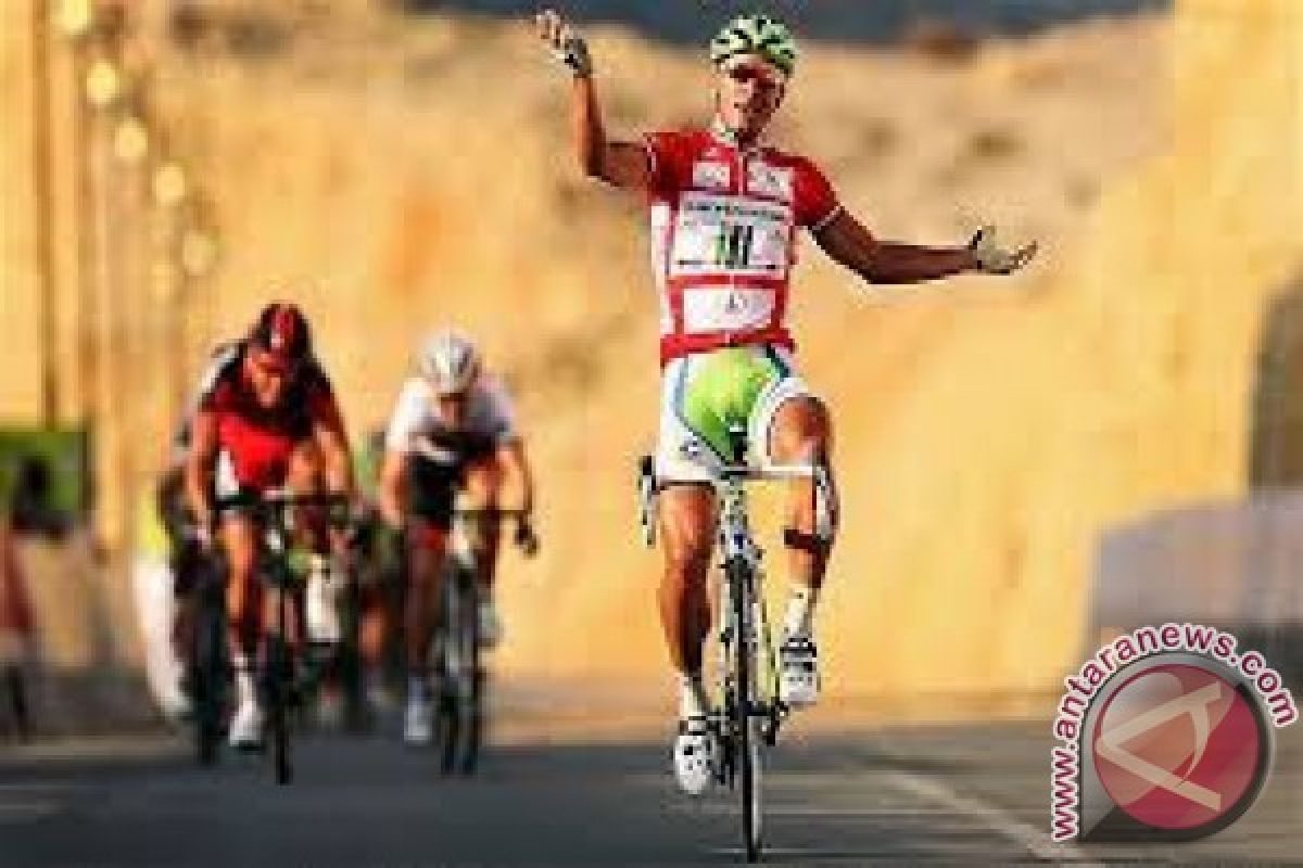 Peter Sagan juara etape ke-13 Tour de France