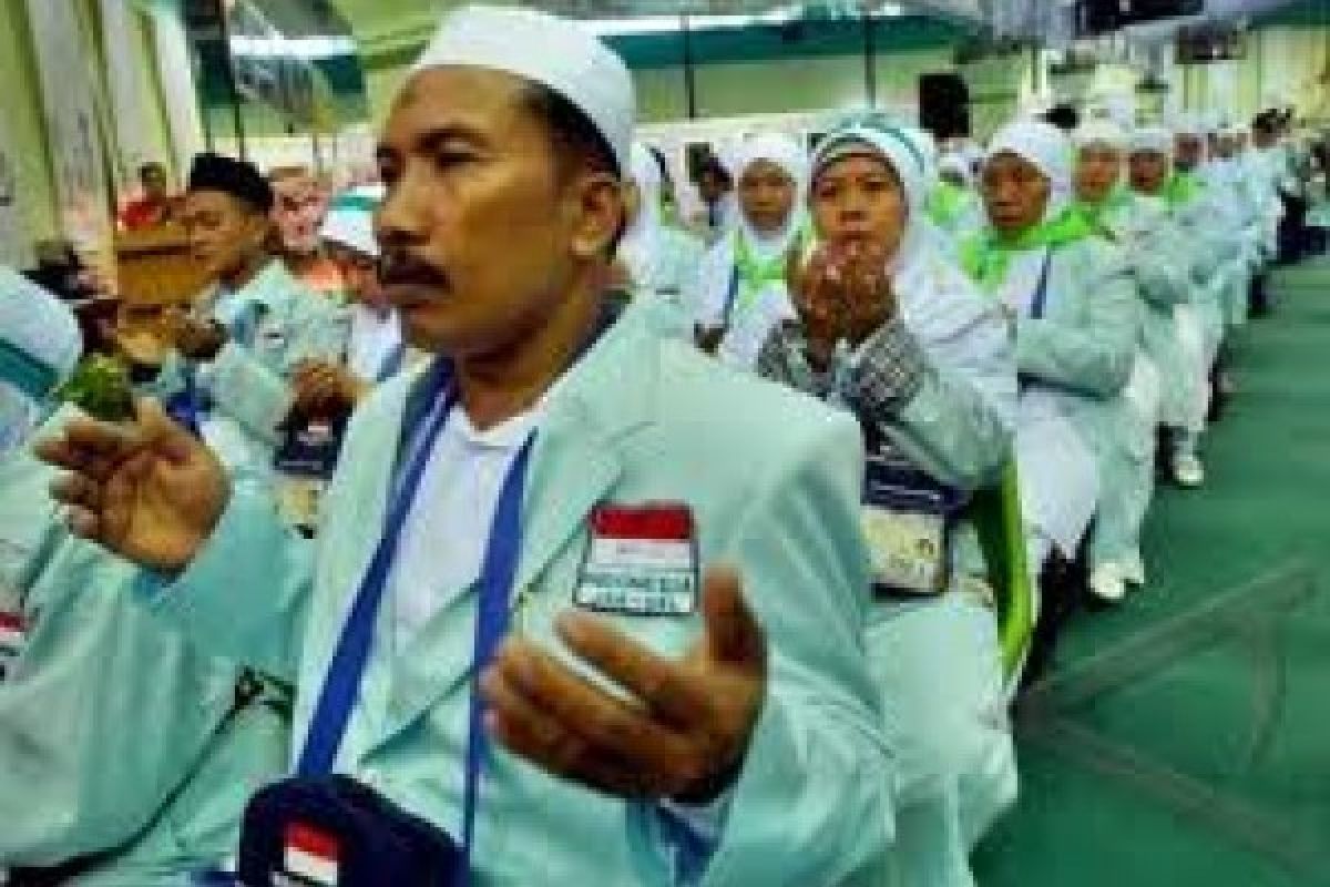 Ongkos Haji Turun 90 Dolar AS