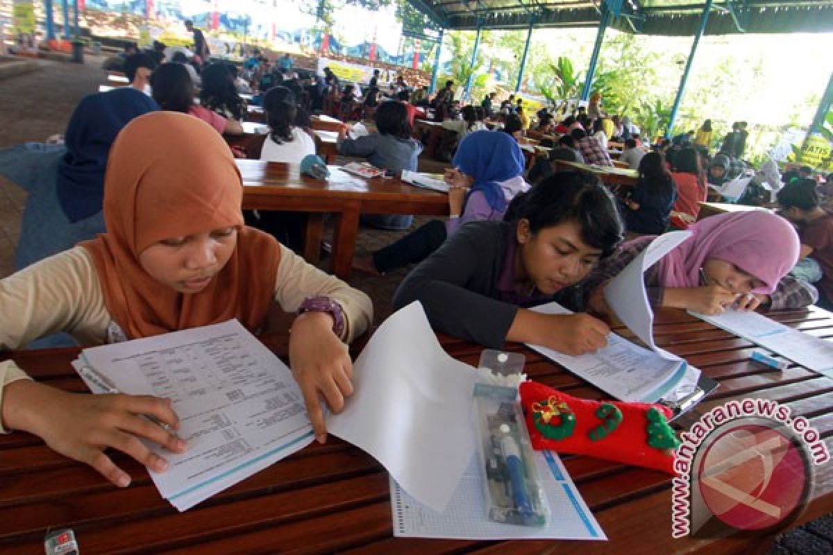 Siswa SMU/SMK Jayapura siap ikuti UN