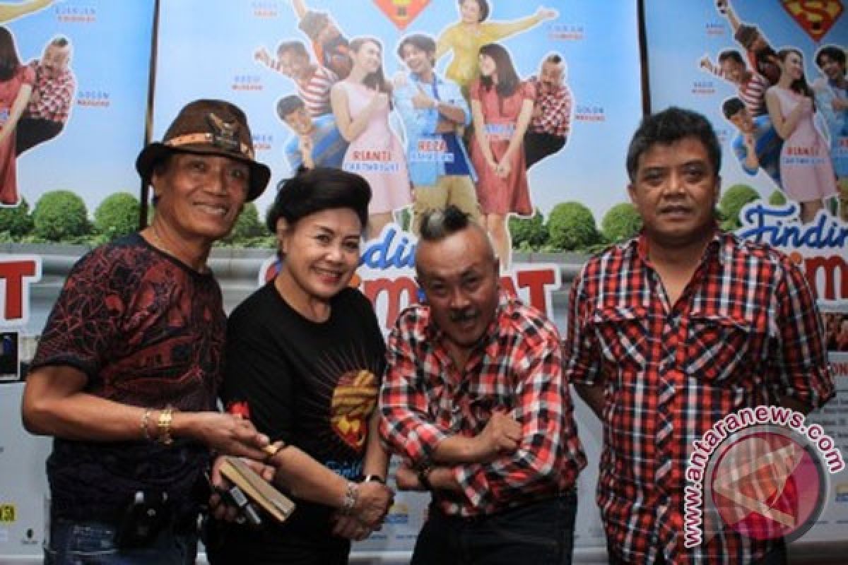 Senior comedian Mamiek Prakoso passes away