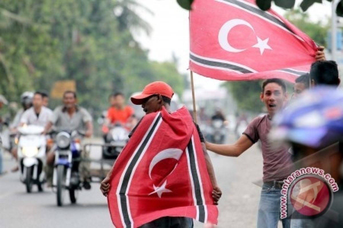 Dirjen Otda dan gubernur bahas bendera Aceh