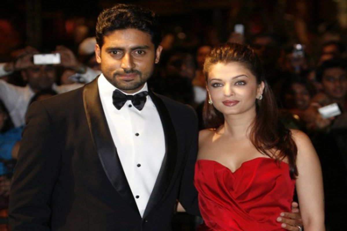 Aishwarya makes me the person I am: Abishek