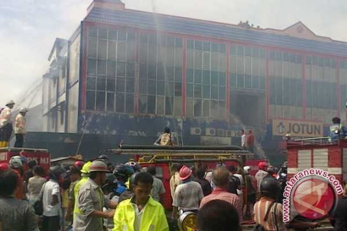 Ruko Jalan Pahlawan Pontianak Dibakar