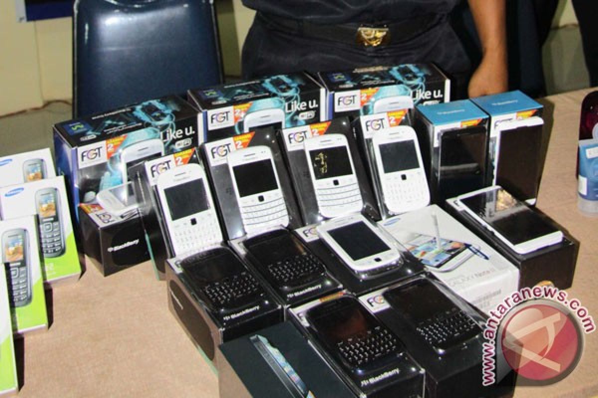 Govt to seize phone products illegally enter Indonesia: Official