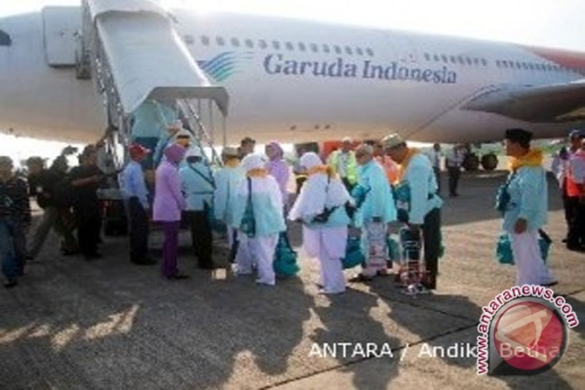 Lima Calhaj Tunda  Berangkat Ke Tanah Suci 