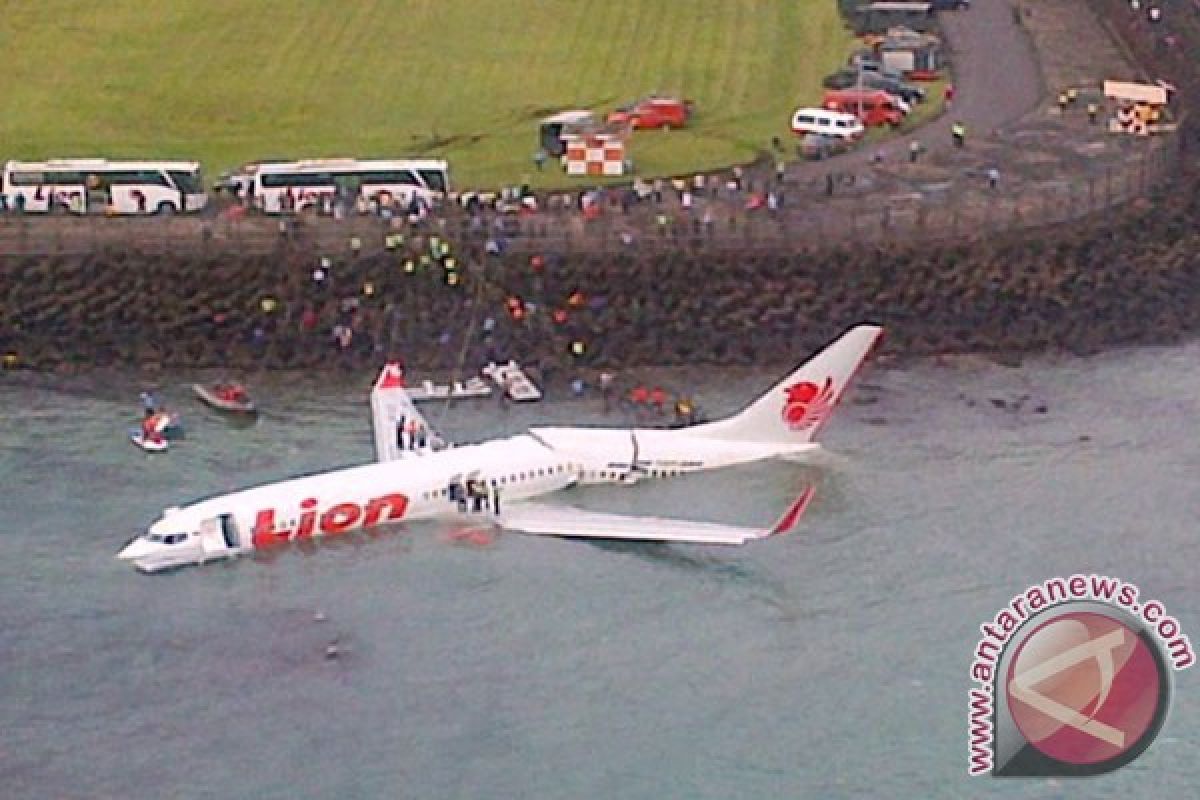 Segera pindahkan bangkai Lion Air