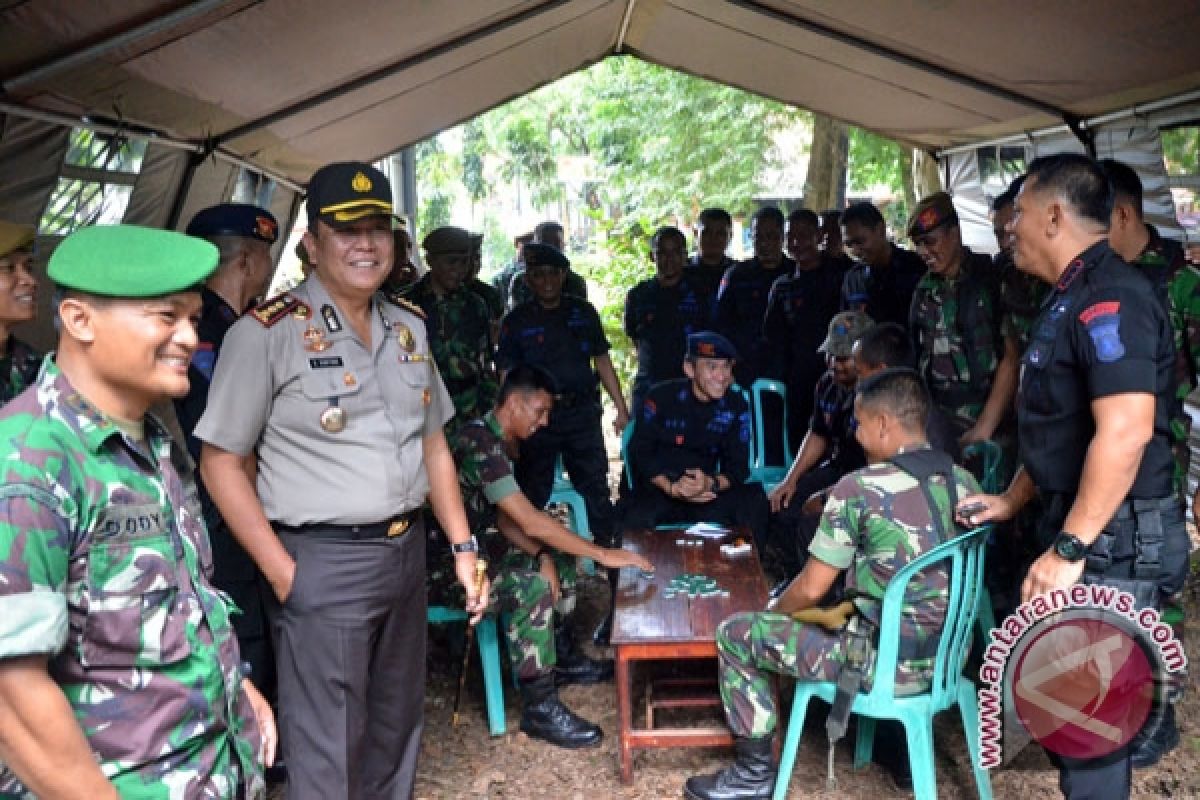 TNI-Polri akrab main "gaple" amankan Pilkada Palembang