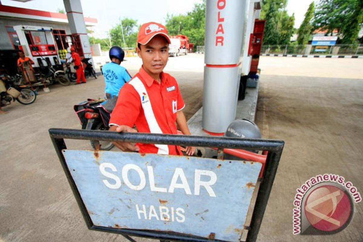 Ribuan truk di Lebak tidak beroperasi