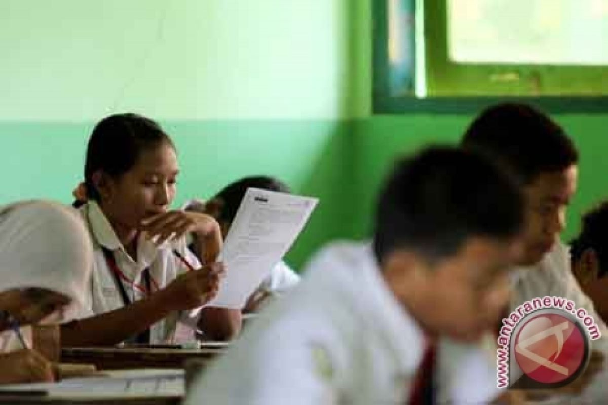 3.085 Siswa Singkawang Siap UN SMA Sederajat