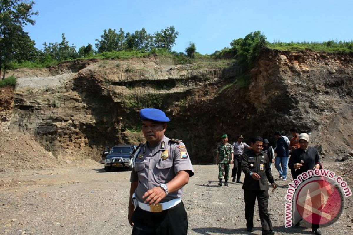 Walhi minta hentikan penambangan pasir ilegal Merapi