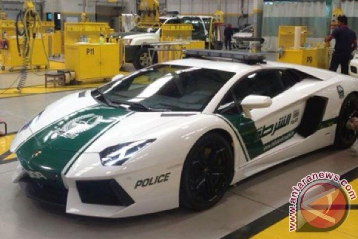 Lamborghini Aventador jadi mobil patroli polisi Dubai