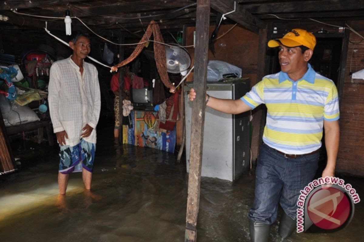 Banjir Butuh Bantuan Pusat 