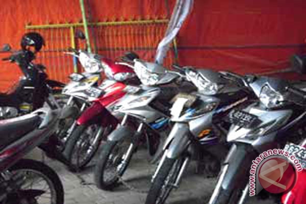 Bisnis Motor Bekas Menjamur Di Sampit  