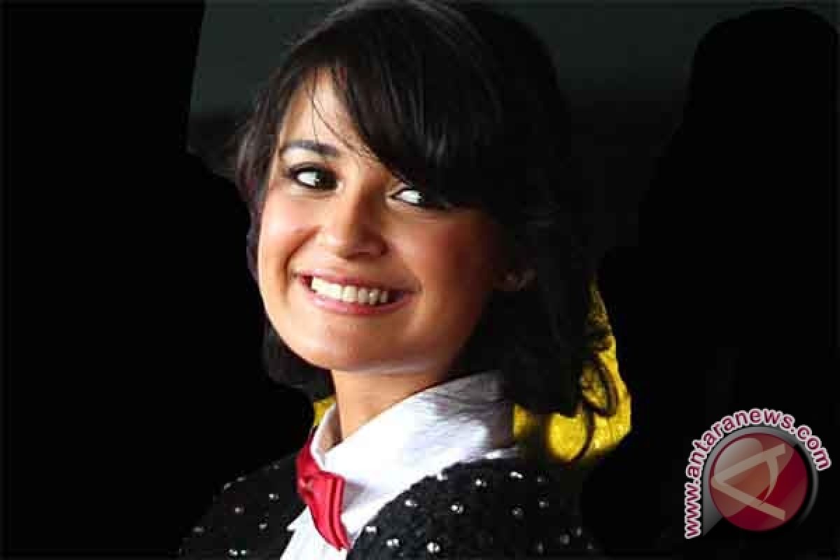  Shireen Sungkar Gugup Beradu Akting