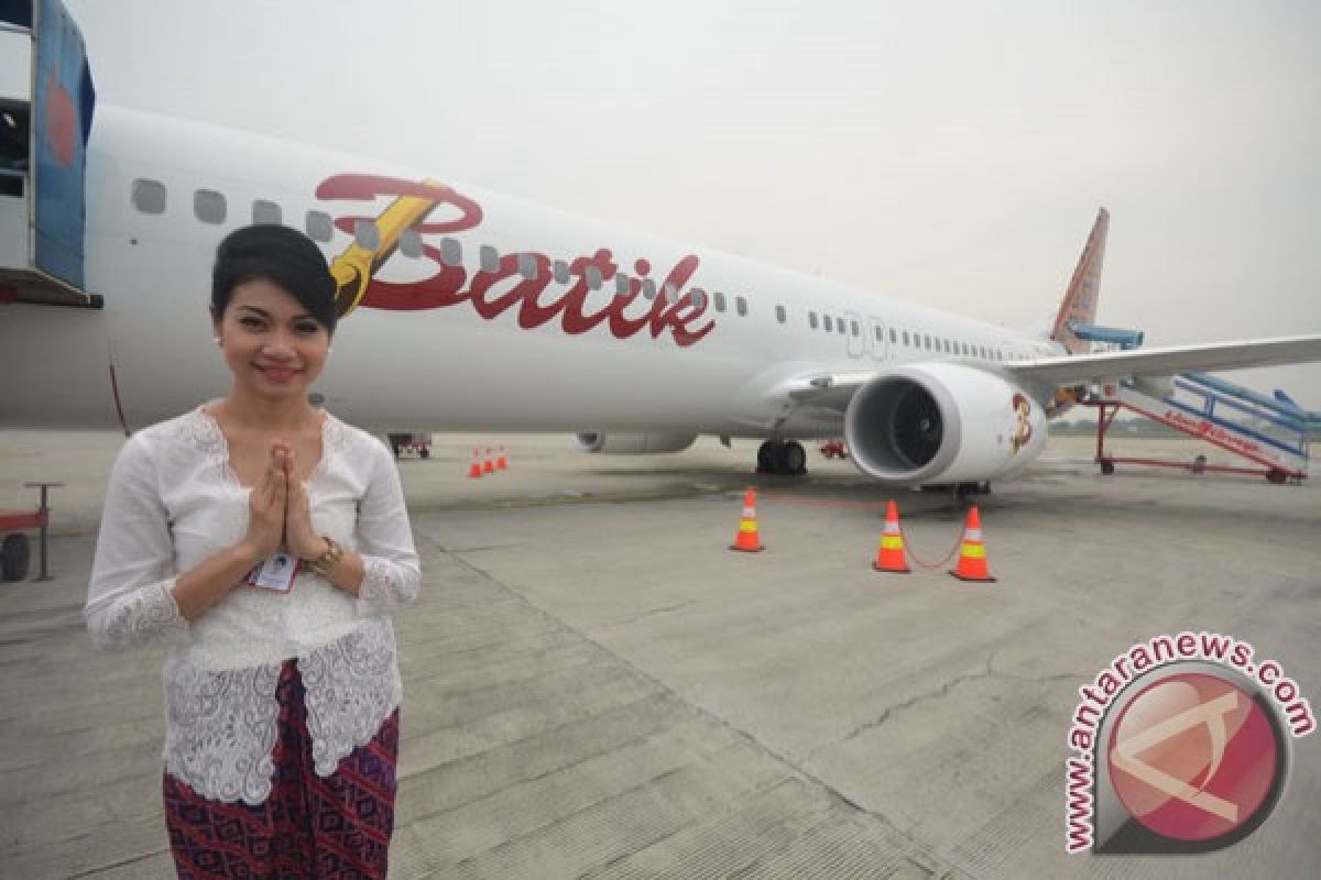 Kain Manado jadi seragam pramugari Batik Air