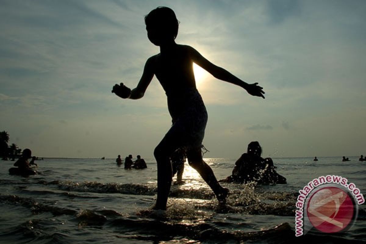 Fasilitas Pantai Ujung Pandaran perlu ditambah