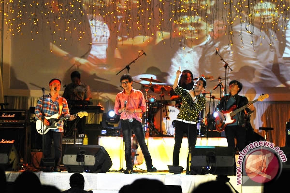 Java Jive berencana luncurkan album September 2013