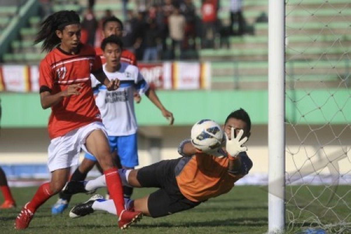 Persis Solo Saestu Rombak Manajemen