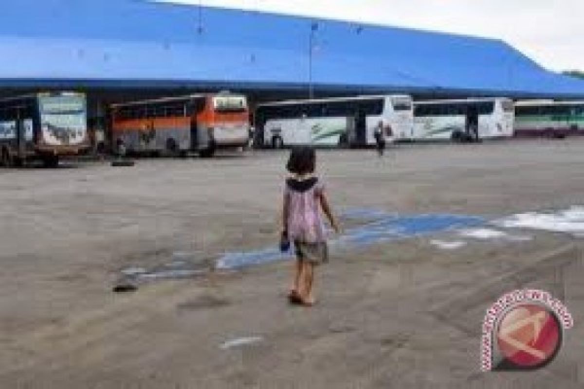 Aktivitas Terminal Kota Magelang Sepi