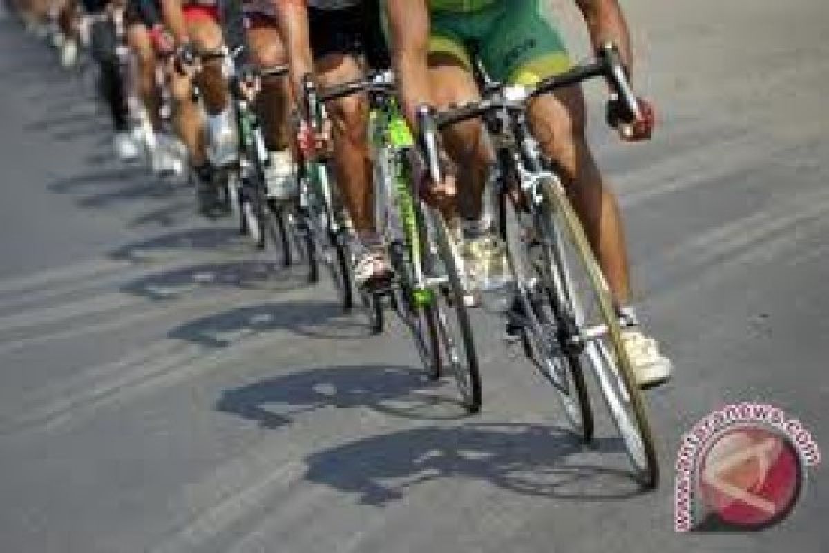 Tujub Pebalap Sepeda CCC Turun di TdS 2013