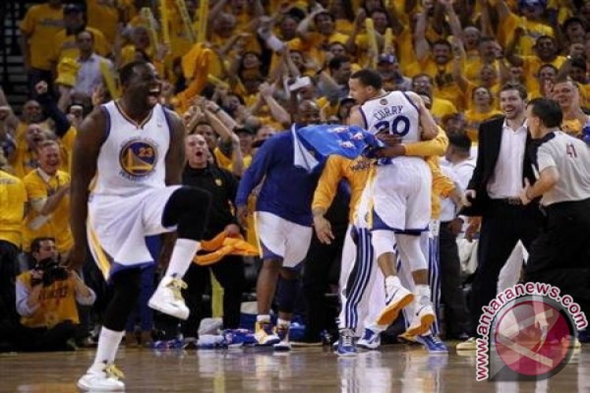 Menang 106-99, Warriors ungguli Pelicans 1-0 pada playoff