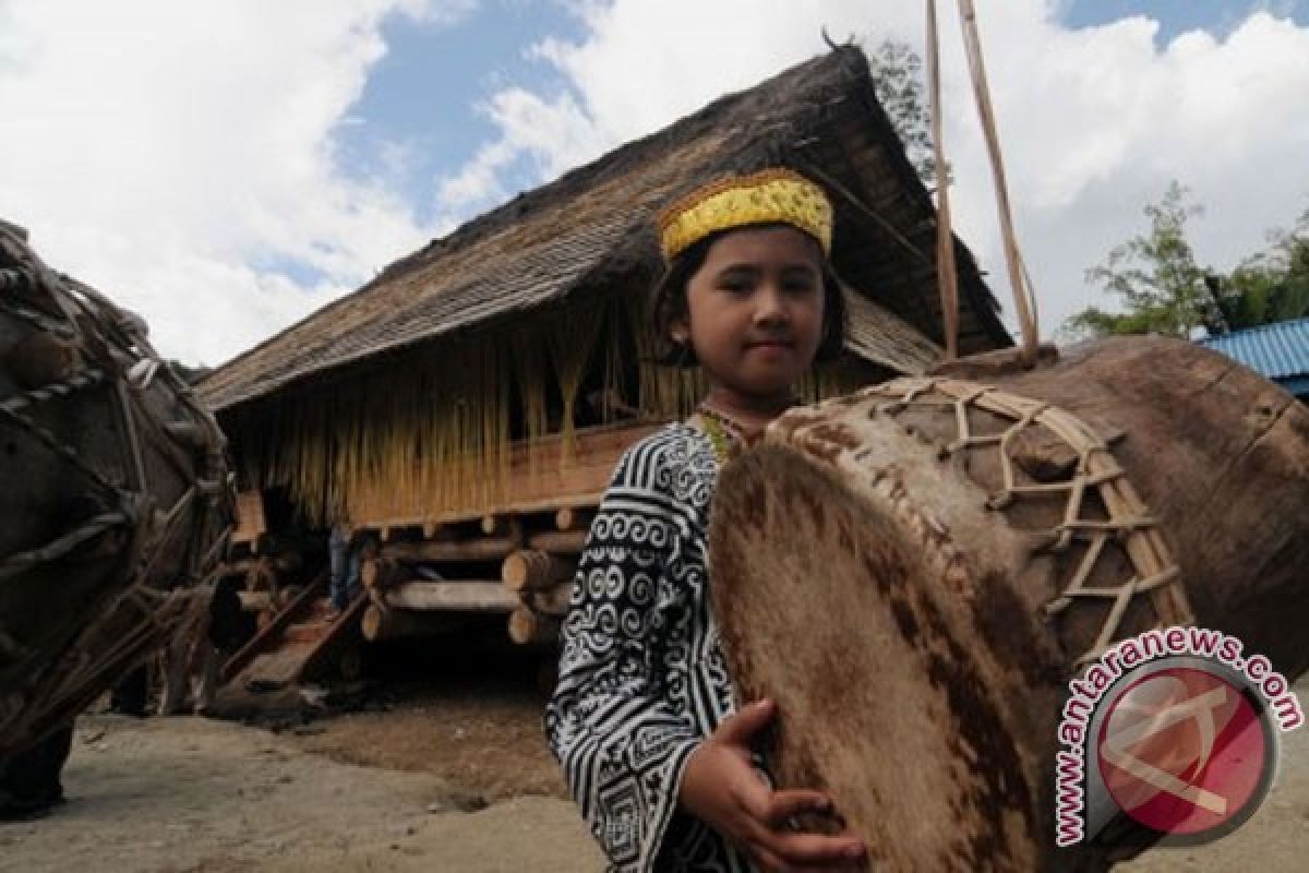 Rumah Adat Lobo ANTARA News
